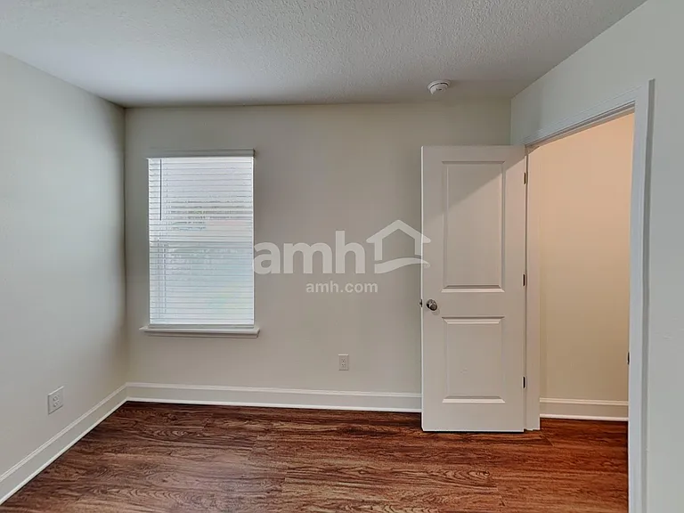 8526 Belfort Landing Dr — Photo 28