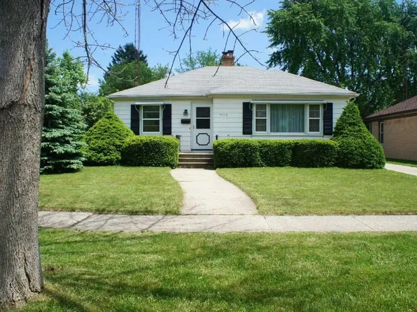 7511 20th AVENUE, Kenosha, WI 53143