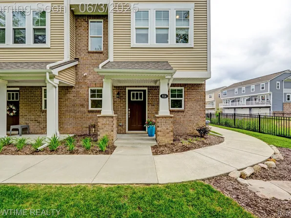 614 Anne Ave, Brighton, MI 48116