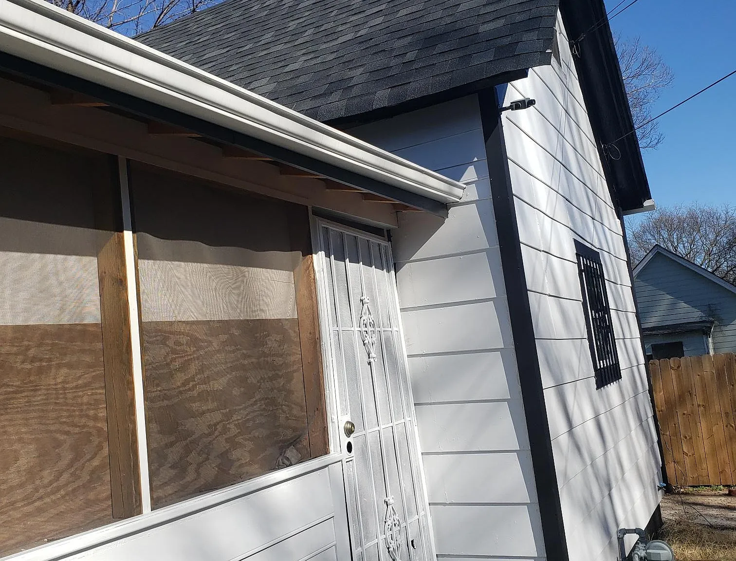 2 bed, 1100 sqft, $2,400 — Photo 1