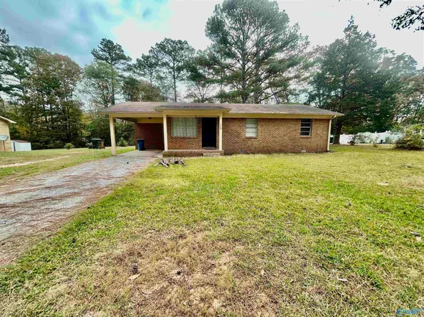 928 Bain St SE, Hartselle, AL 35640