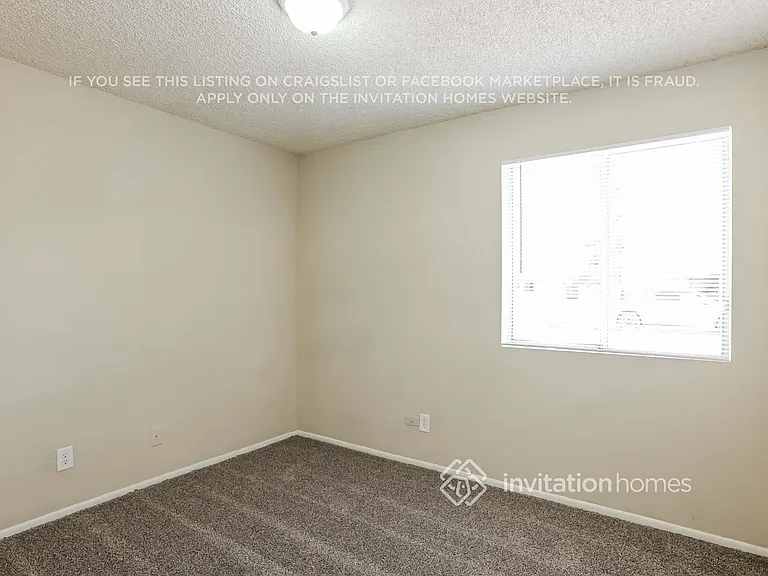 1643 W Muriel Dr — Photo 12