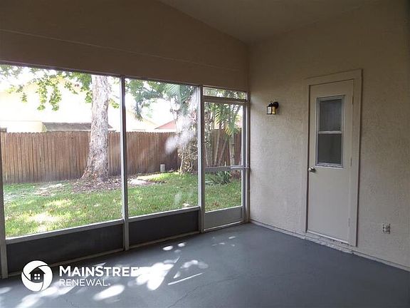 4th image of 3062 Woolridge Dr