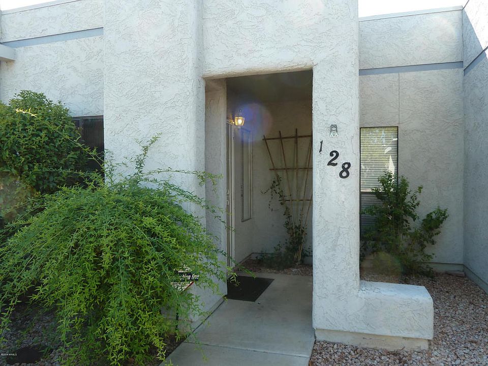 1st image of 6230 N 33rd Ave Unit 128