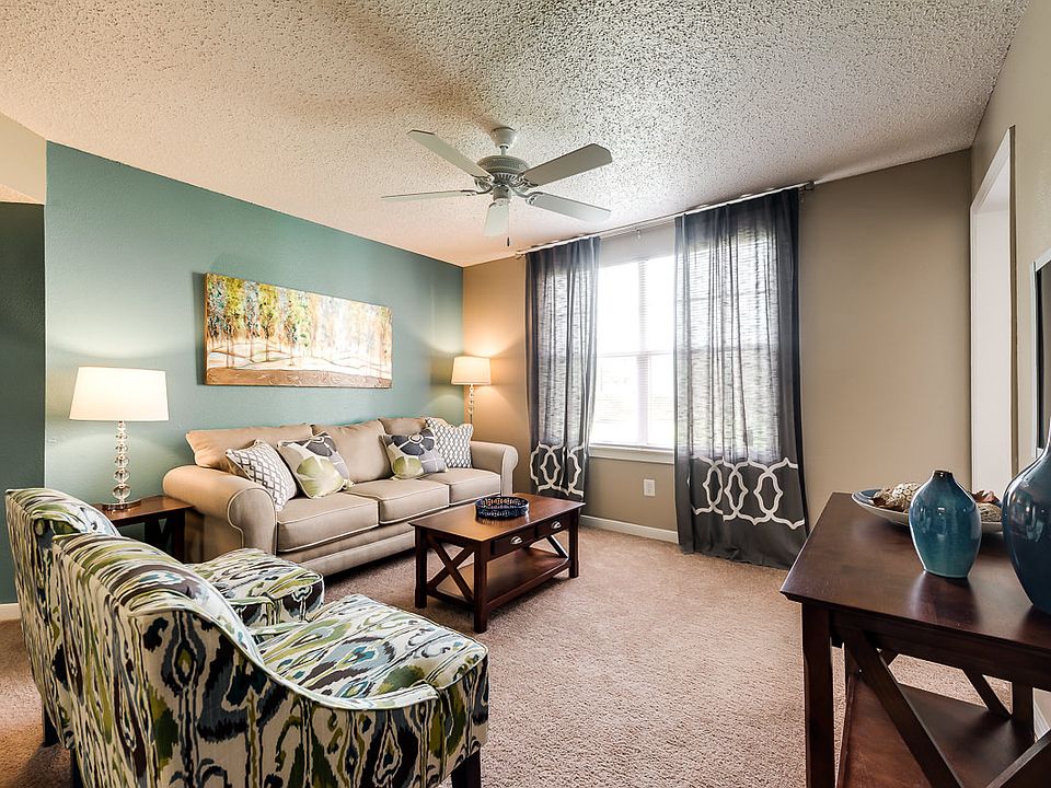 Jordan Cove Apartments