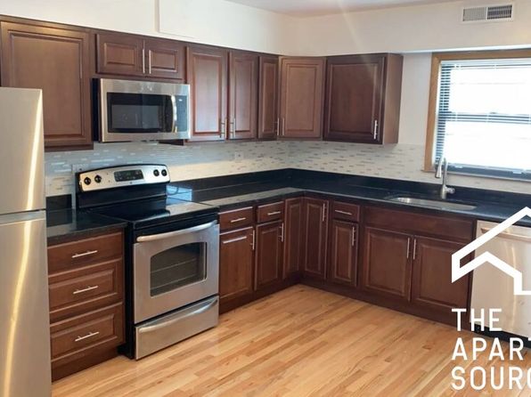 6304 N Cicero Ave #2