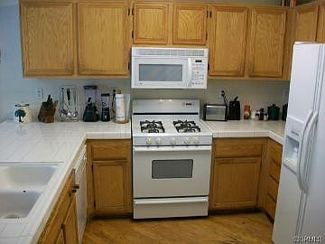 4th image of 7149 Catawba Dr