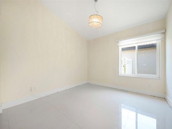 3rd image of 18008 SW 12th Ct