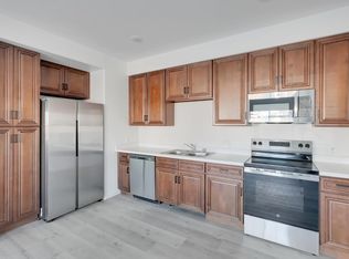 2038 Millennium Way #108, Hanford, CA 93230