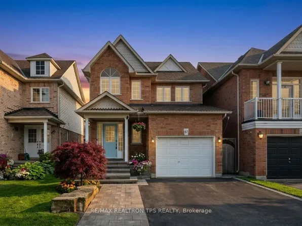 87 Madden Pl, Clarington, ON L1C 5K3