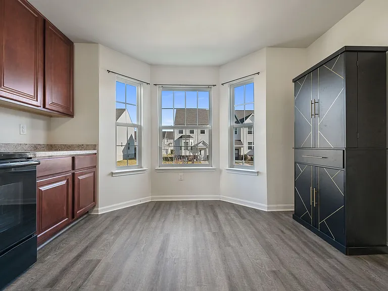 340 Tribbitt St — Photo 2
