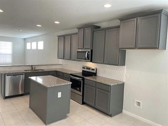 2nd image of 328 La Escalera Dr
