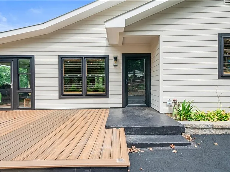 6340 Reives Rd — Photo 31