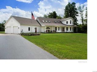 12455 Hunts Corners Rd, Akron, NY 14001