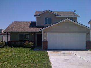 1103 N Beech Ave, Pasco, WA 99301