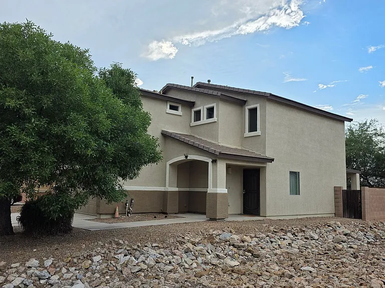 4763 E American Beauty Dr — Photo 4