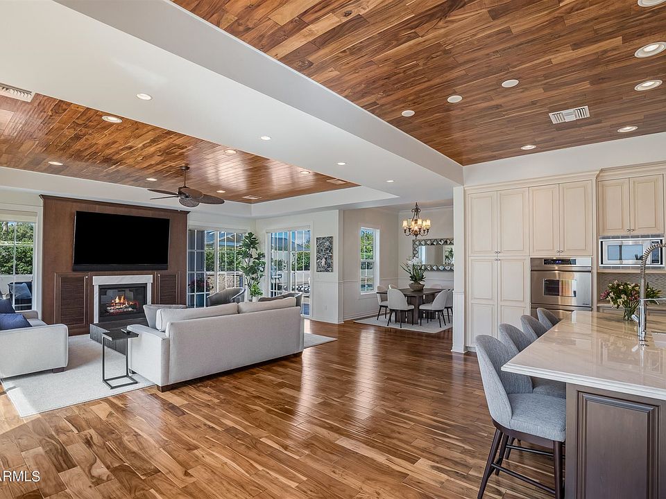 1st image of 6242 E Calle Del Paisano