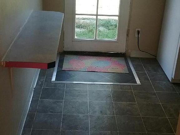 Eating counter in Kitchen