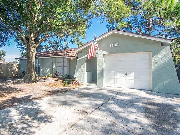 2nd image of 10101 Tallwood Ct