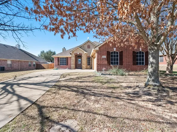 234 Lawson Farms Dr, Midlothian, TX 76065