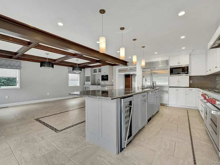 47 Highland Ave — Photo 6