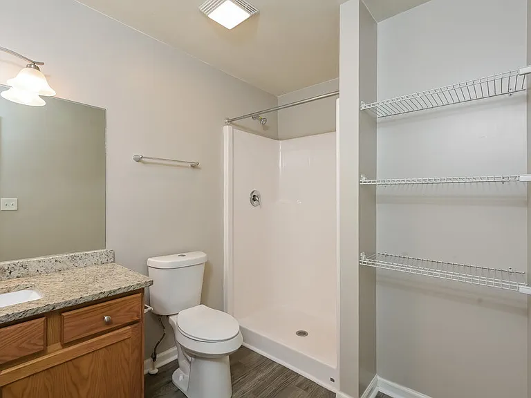 122 Village Pkwy — Photo 14