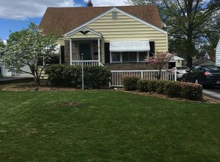 119 Iroquois St, Struthers, OH