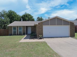 4208 Silverberry Ave, Fort Worth, TX 76137