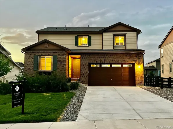 7246 S Robertsdale Way S, Aurora, CO 80016
