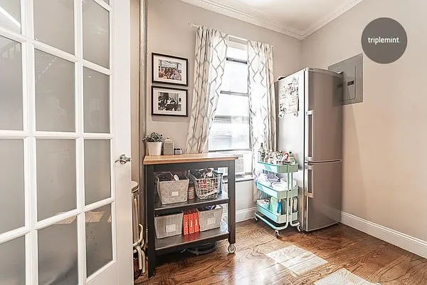 Rented by Triplemint | media 23