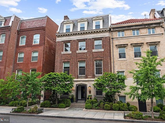 2nd image of 1745 N St NW Unit 404
