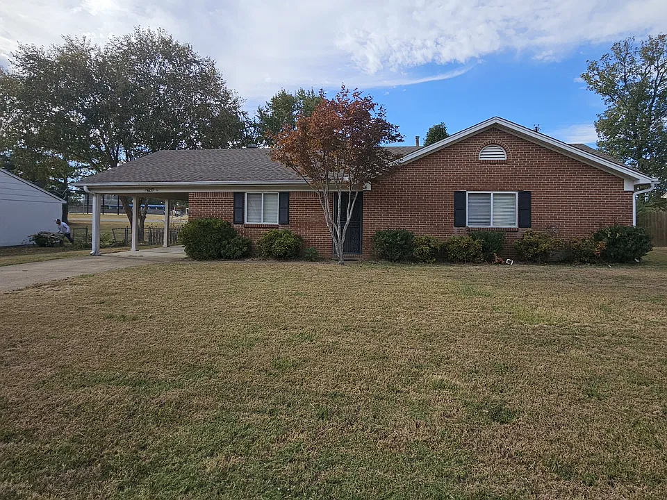6237 Chickasaw Dr