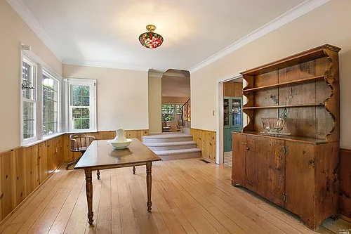 14 Washington Ave Photo 1