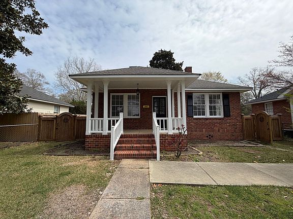 2nd image of 23 Oak St NE