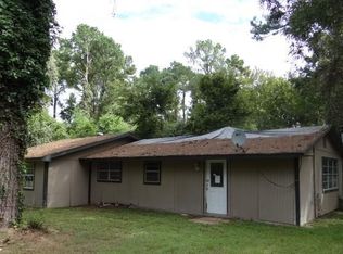 1015 Hanson Rd, Onalaska, TX 77360