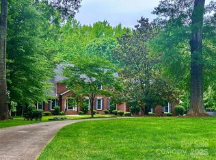 7103 Forest Ridge Rd, Matthews, NC 28104