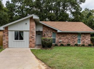 7801 Walnut Dr, Lumberton, TX 77657