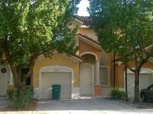 16576 SW 85th Ln, Miami, FL 33193