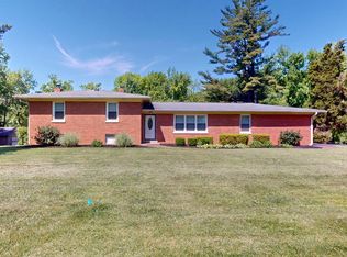 3155 W Nester Hill Rd, Newburgh, IN 47630