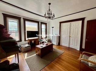 102 W Adams St #2F, Somerville, MA 02144
