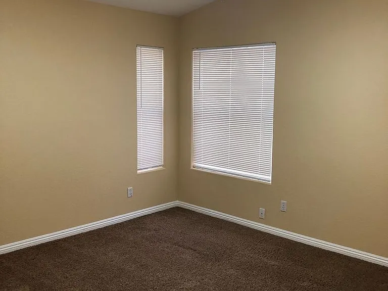 8025 Hurricane Cove Ct — Photo 9
