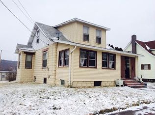 1126 Beaver Ave, Ellwood City, PA 16117