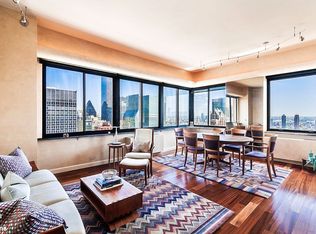 235 E 40th St APT 40G, New York, NY