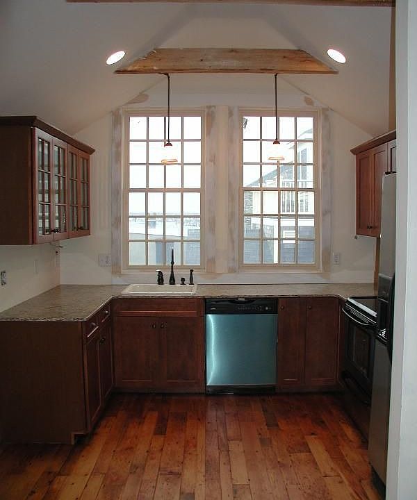 2nd image of 40-42 N Water St