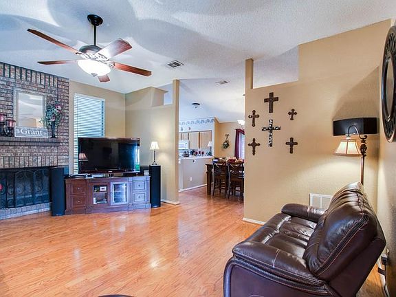 4th image of 7420 Emerywood Ln