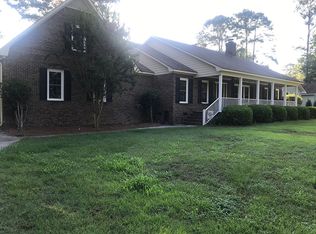 564 Holly Springs Dr, Thomasville, GA 31792