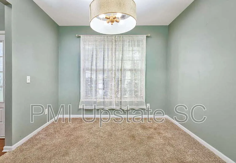 218 Marefair Ln — Photo 11