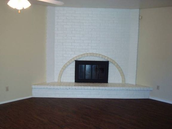 family Room 7 Fireplace