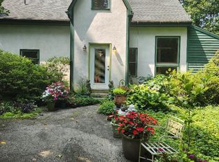 1006 Providence Rd, Newtown Square, PA 19073