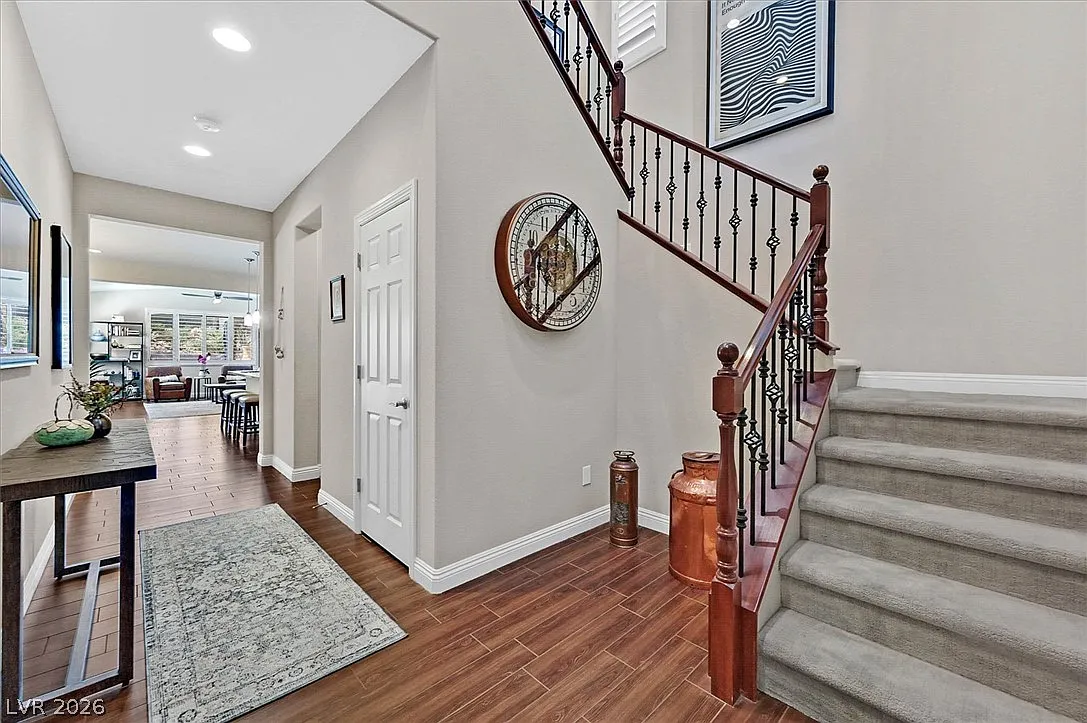 4 bed, 3.5 bath, 2520 sqft, $4,800 — Photo 3